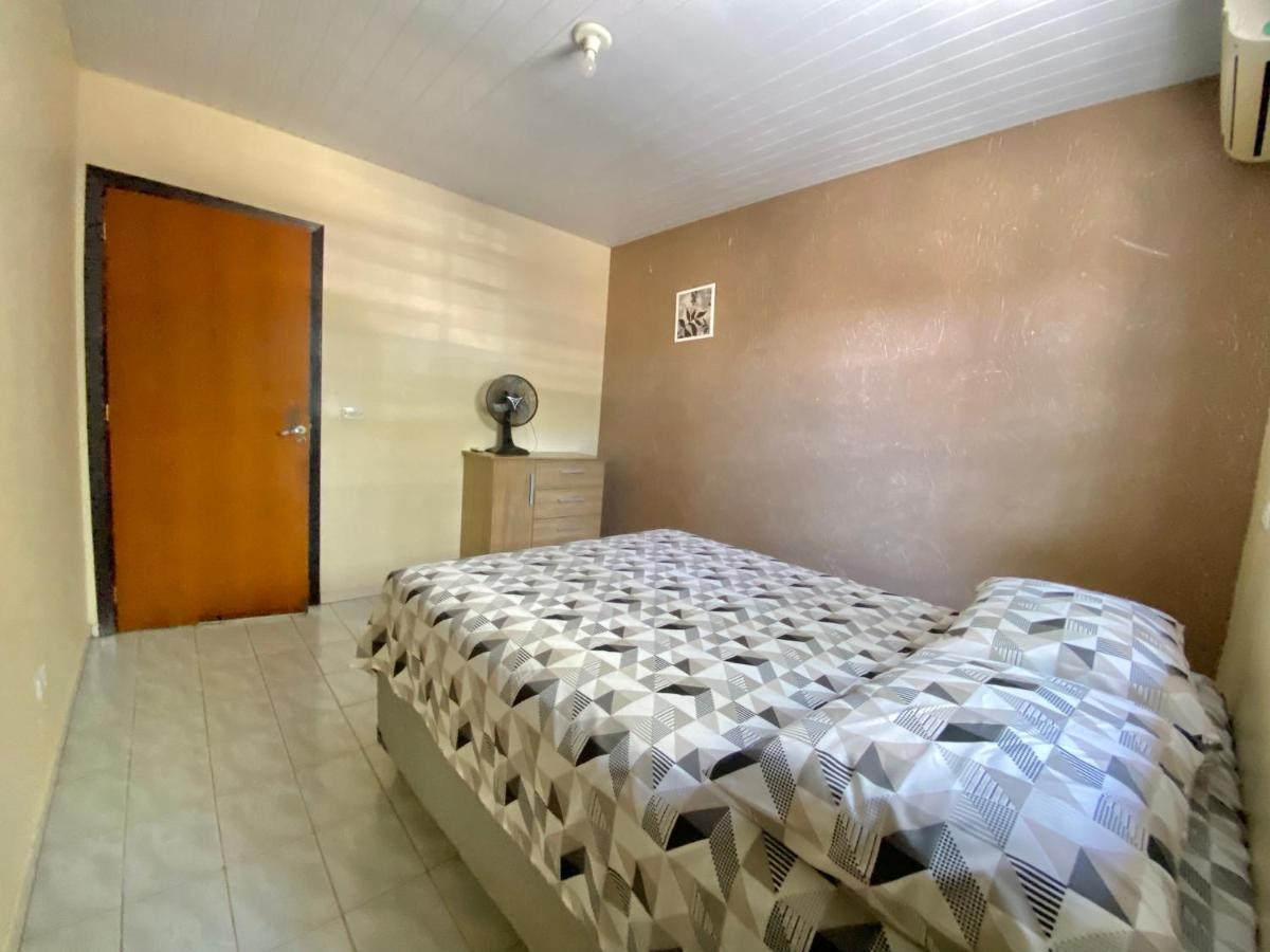 Casa Grande Com 2 Quartos E 1 Suite Foz do Iguaçu Eksteriør bilde